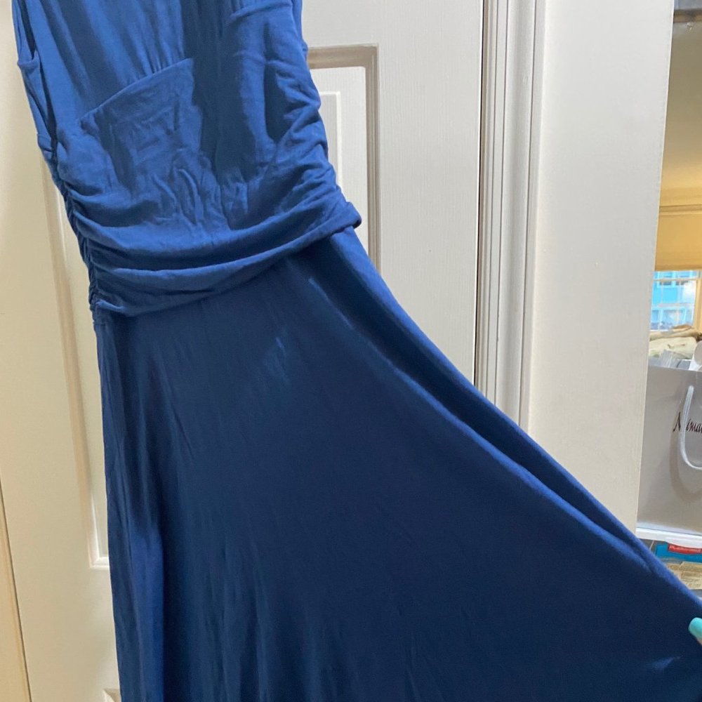 BCBG Size Small Rayon and Spandex Dress
